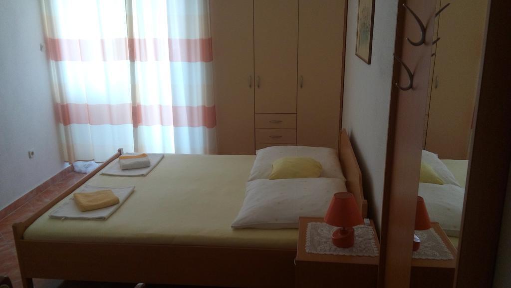 Apartments Erceg オミシュ エクステリア 写真